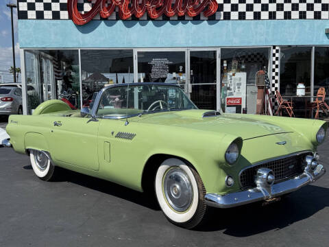 1956 Ford Thunderbird