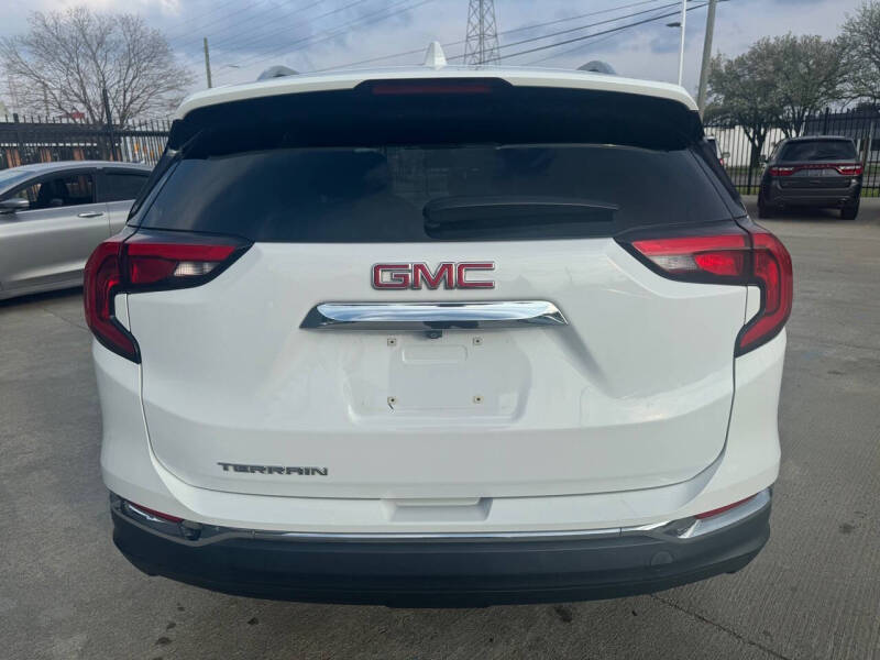 2021 GMC Terrain SLT