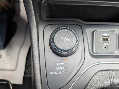 2020 Jeep Cherokee Upland