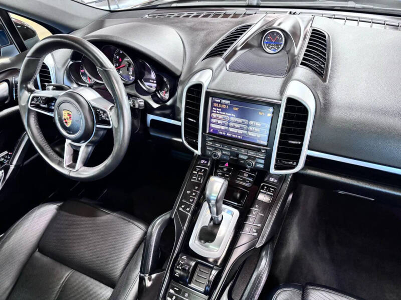 2016 Porsche Cayenne