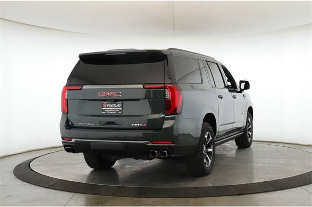 2025 GMC Yukon XL AT4