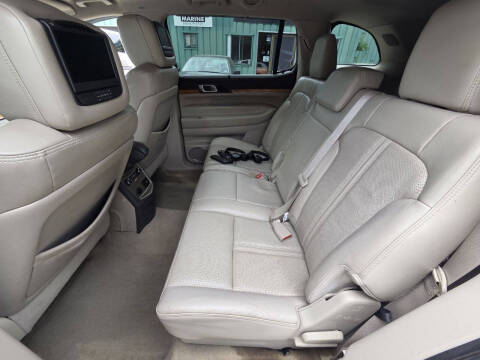 2011 Lincoln MKT