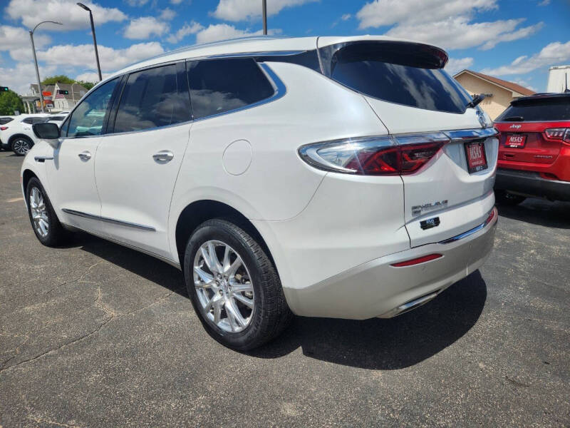 2023 Buick Enclave Premium