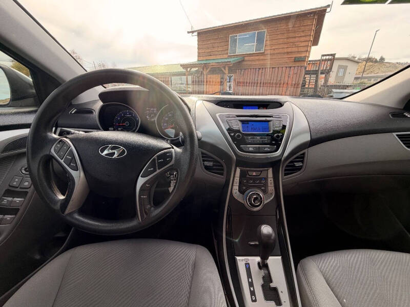 2013 Hyundai Elantra Limited