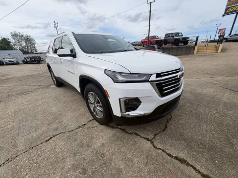 2023 Chevrolet Traverse LT Leather