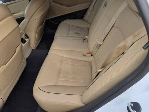 2015 Hyundai Genesis