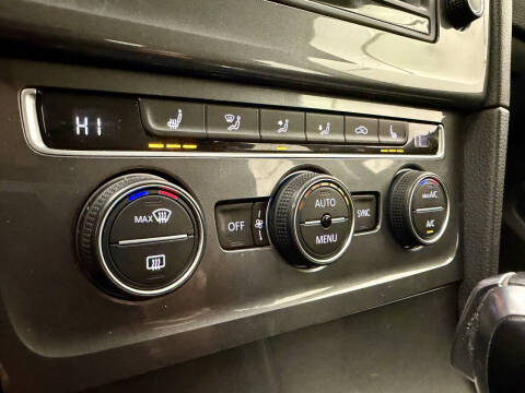 2016 Volkswagen e-Golf SE