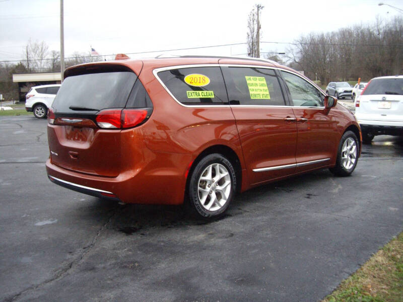 2018 Chrysler Pacifica Touring L Plus