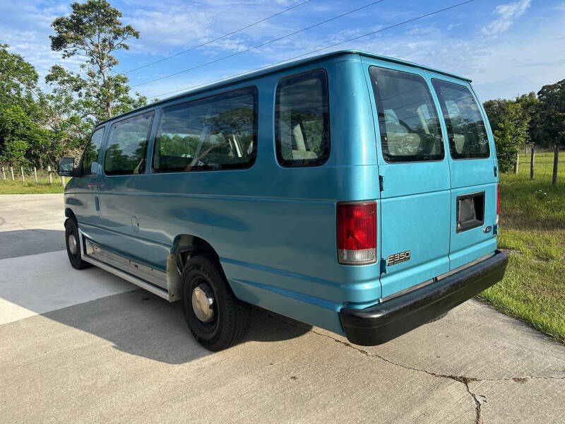 2003 Ford E-Series E-350 SD XL