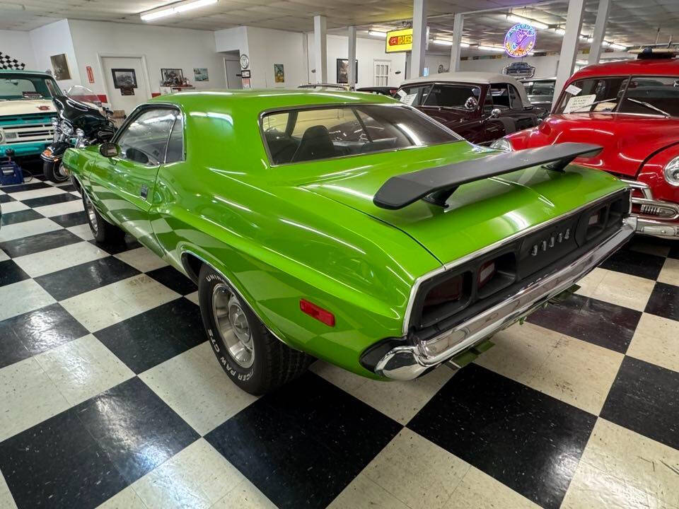 1973 Dodge Challenger 2