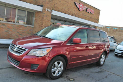 2011 Volkswagen Routan for sale at JT AUTO in Parma OH