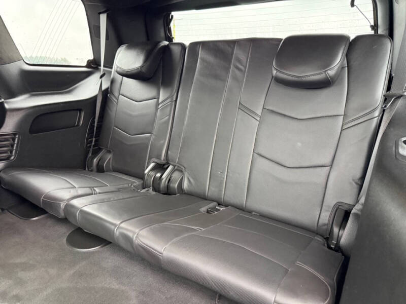 2018 Cadillac Escalade Platinum