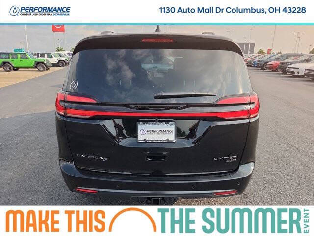 2027 Chrysler Pacifica Limited