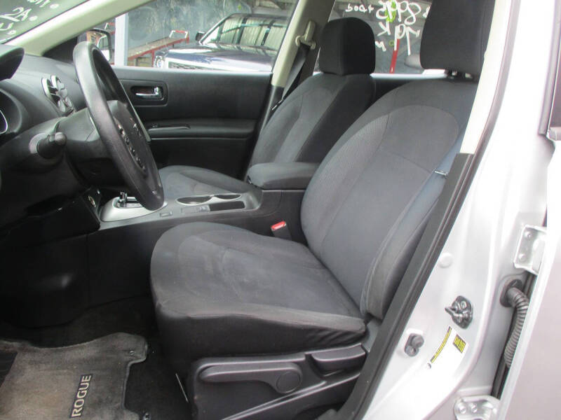 2014 Nissan Rogue Select S