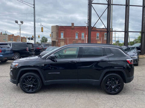 2022 Jeep Compass Latitude Lux