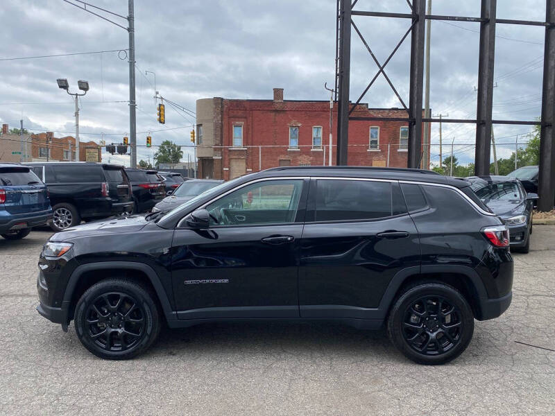 2022 Jeep Compass Latitude Lux