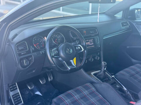 2015 Volkswagen Golf GTI S