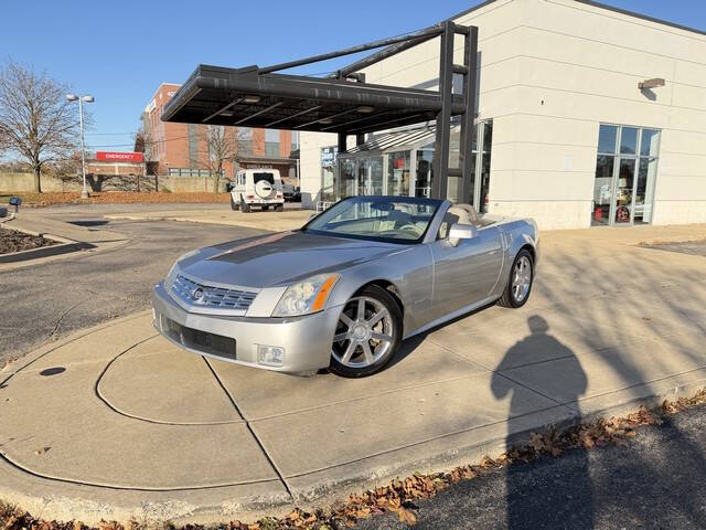 2005 Cadillac XLR