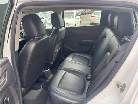 2015 Chevrolet Sonic LS Manual