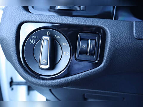 2021 Volkswagen Golf GTI Autobahn