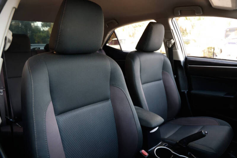 2019 Toyota Corolla LE