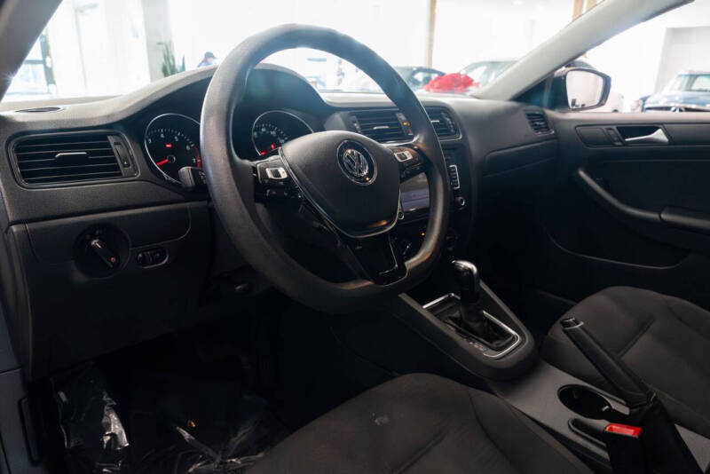 2015 Volkswagen Jetta