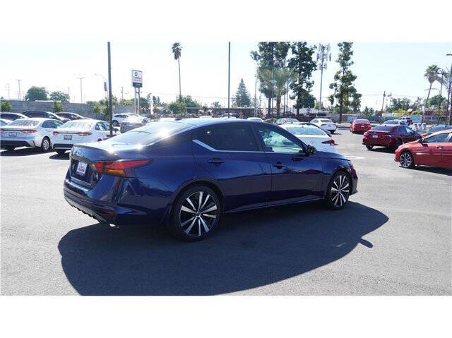 2021 Nissan Altima 2.5 SR