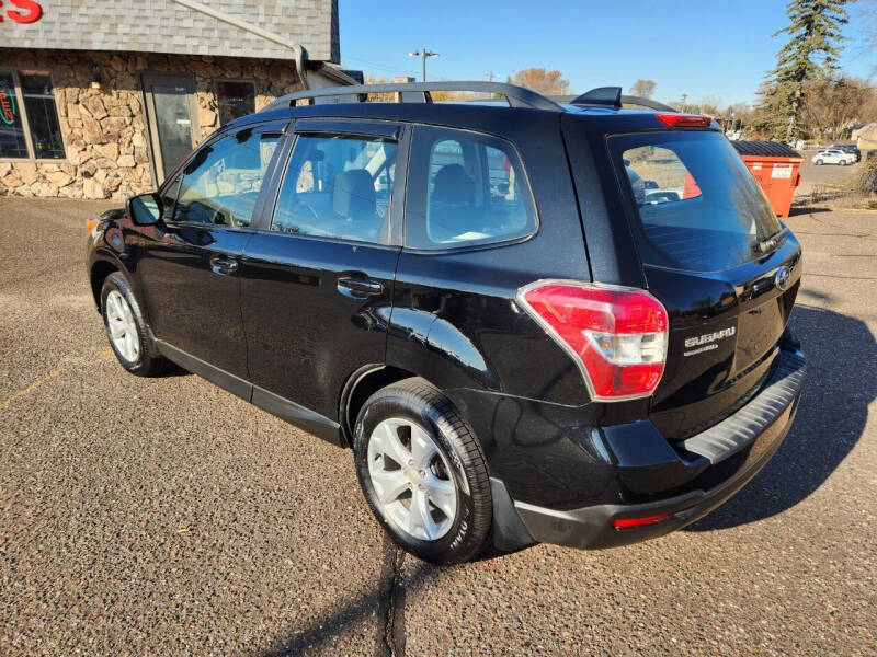 2016 Subaru Forester 2.5i