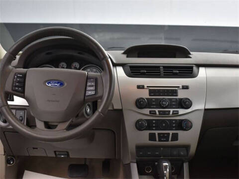 2009 Ford Focus SES