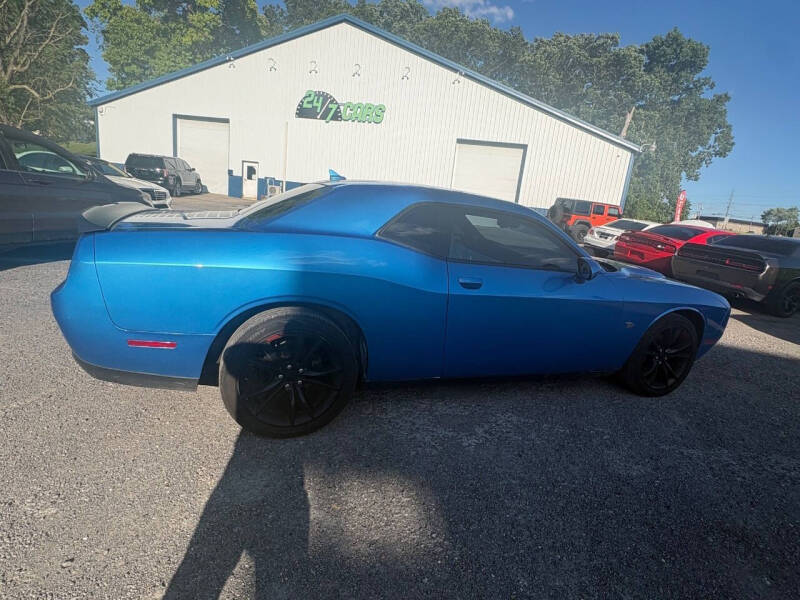 2016 Dodge Challenger SXT Plus