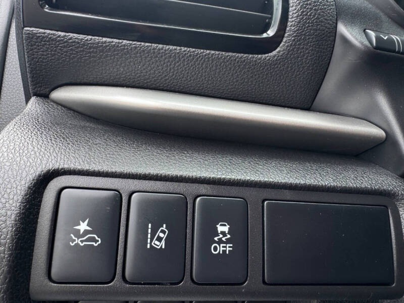 2024 Mitsubishi Eclipse Cross LE