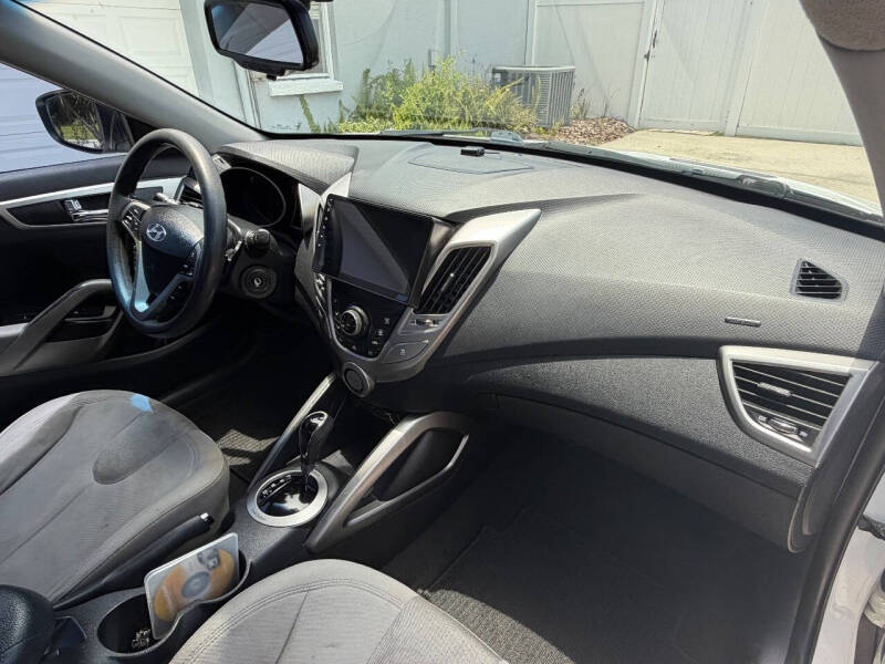 2012 Hyundai Veloster