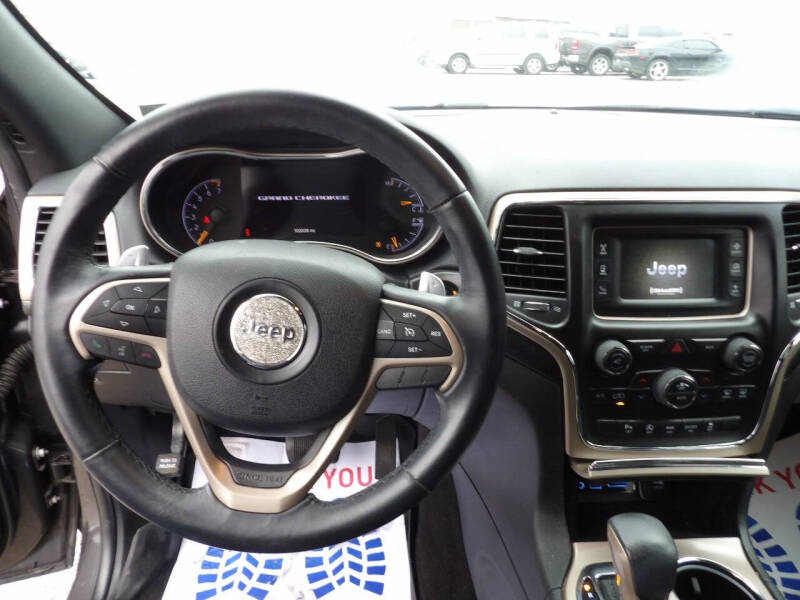 2017 Jeep Grand Cherokee Laredo E