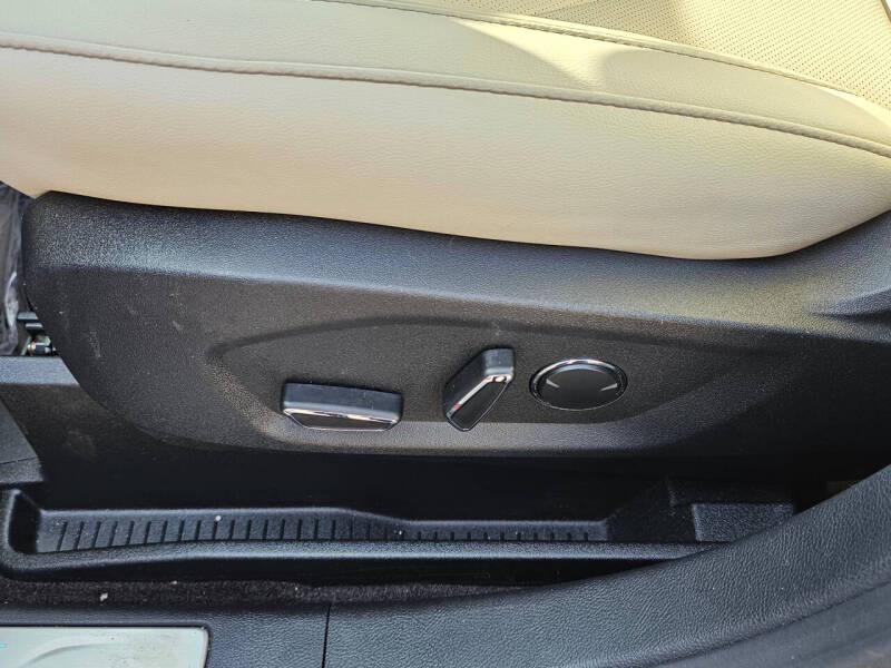 2016 Ford Edge Titanium