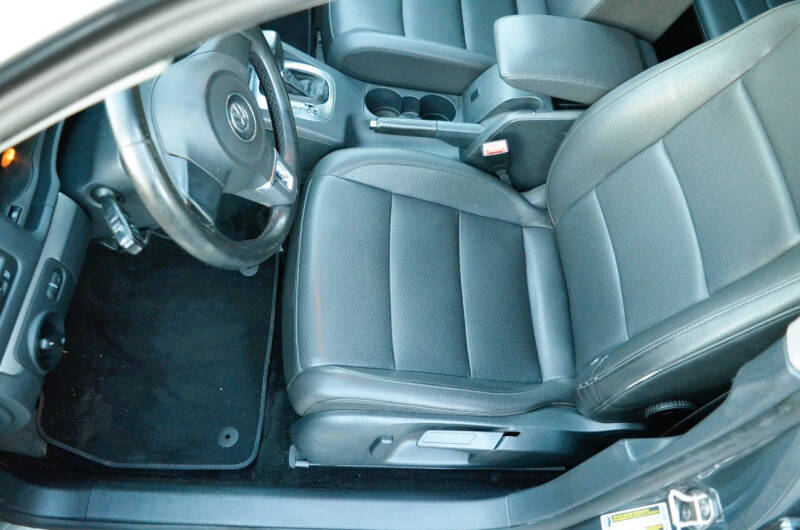 2010 Volkswagen Jetta SEL PZEV