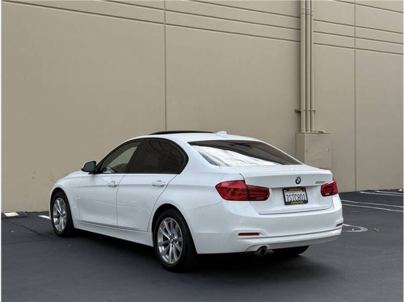 2016 BMW 3 Series 320i