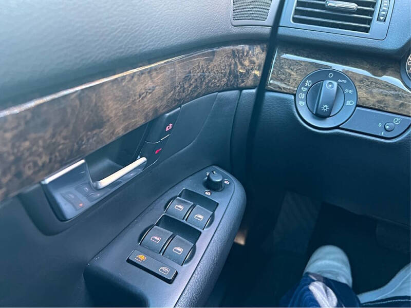 2005 Audi S4 Avant quattro