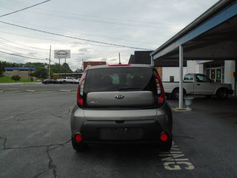 2014 Kia Soul +