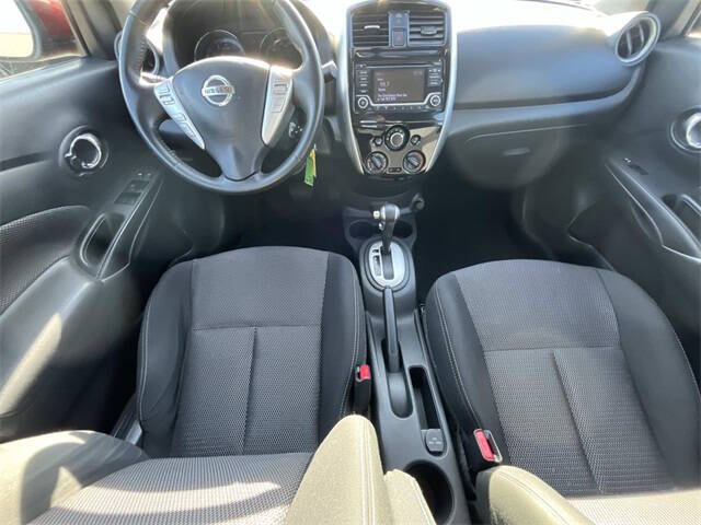 2017 Nissan Versa 1.6 SV