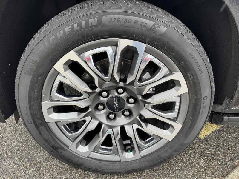 2023 GMC Yukon Denali Ultimate