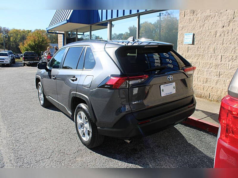 2019 Toyota RAV4 Hybrid LE