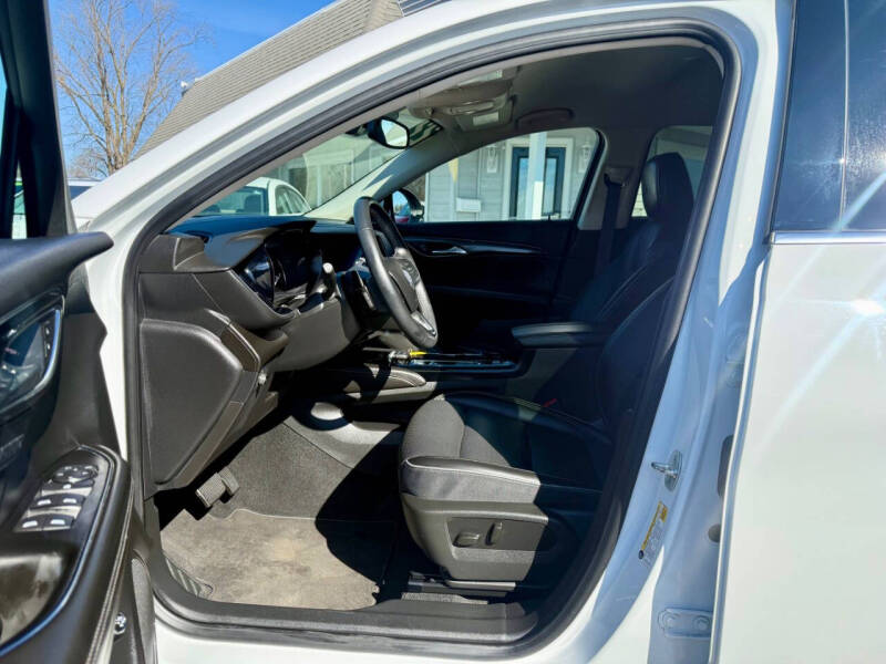 2022 Buick Envision Essence