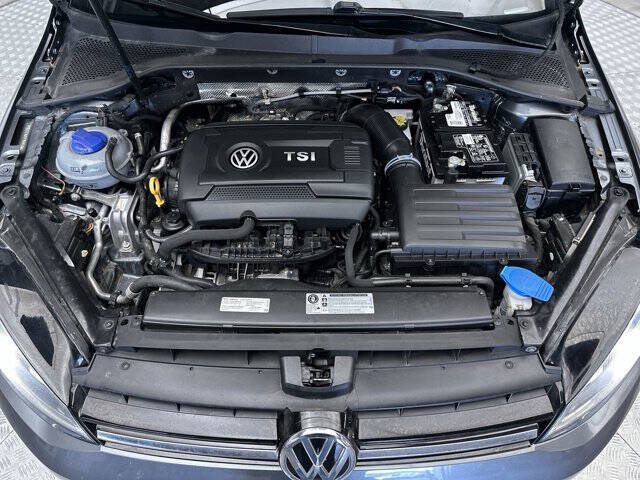 2015 Volkswagen Golf TSI SE