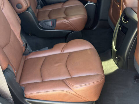 2017 Cadillac Escalade Luxury