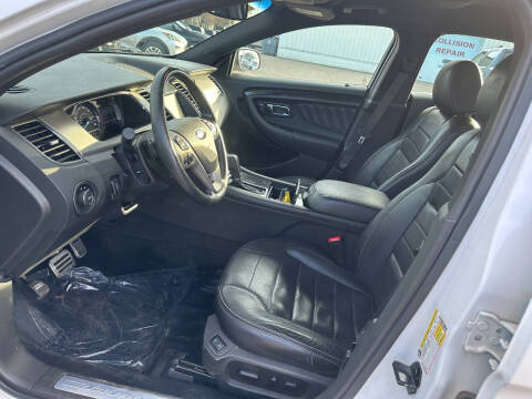 2013 Ford Taurus SHO