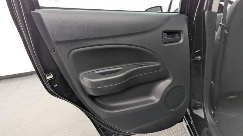 2024 Mitsubishi Mirage ES