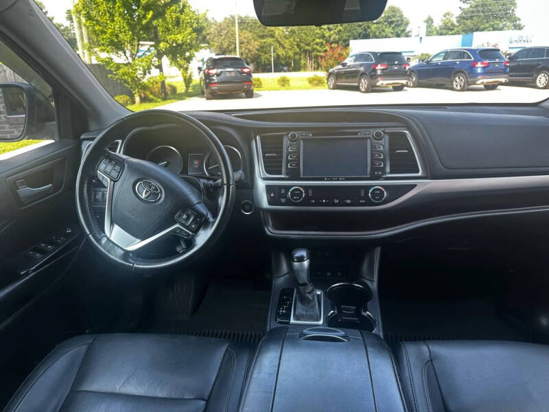 2017 Toyota Highlander