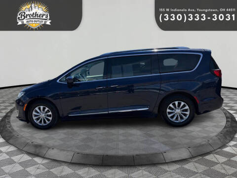 2019 Chrysler Pacifica Touring L