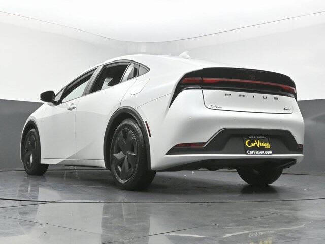 2023 Toyota Prius LE