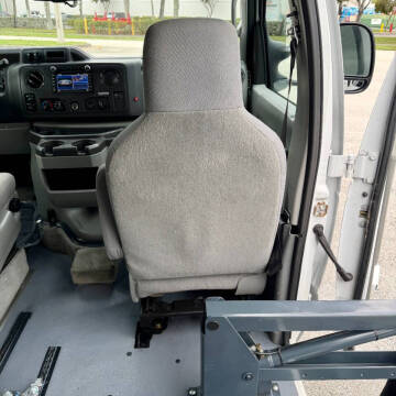2011 Ford E-350